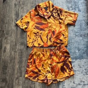 House of Harlow 1960 Vibrant Pajama Set